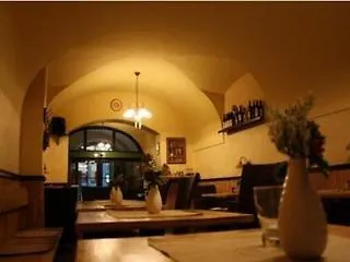 Gasthof Pension U Lilie Prag